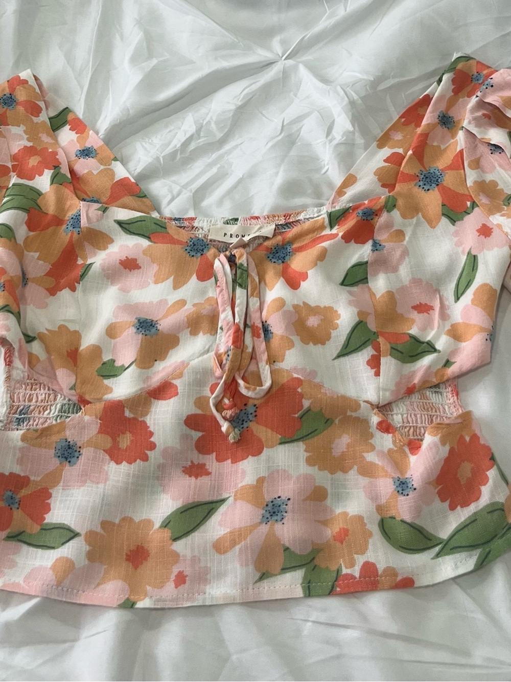 Promesa Floral Tie-Front Crop Top in Peach, Pink, and Green